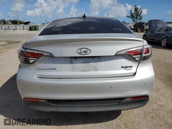 ✅ 2017 Hyundai Sonata Limited • VIN: KMHE34L38HA067845 • Lot: 38892253. Listed on Copart with 87,285 mi. Free auction sales archive from the USA and detailed vehicle history report at DreamBid. Image 6.
