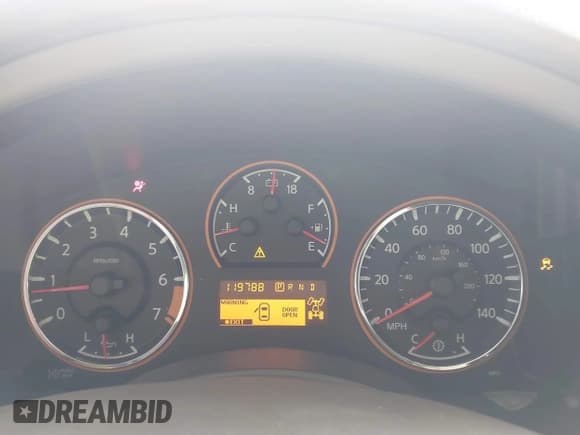 ✅ 2014 Nissan Armada Platinum • VIN: 5N1AA0NC5EN610051 • Лот: 43083916. Опубликован ранее на IAAI с пробегом 119 788 миль. Бесплатный доступ к архиву аукционных продаж из США и подробный отчёт об истории автомобиля на DreamBid. Изображение 7.