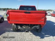 ✅ 2024 Chevrolet Silverado 2500HD Custom • VIN: 2GC4YME75R1114388 • Lot: 85753175. Wystawiony na Copart z przebiegiem 58 666 mil. Bezpłatny archiwum sprzedaży aukcyjnych z USA i szczegółowy raport historii pojazdu na DreamBid. Zdjęcie 6.