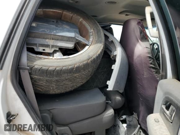 ✅ 2006 Ford Expedition Special Service • VIN: 1FMPU15566LA27588 • Лот: 67804515. Опубликован ранее на Copart с пробегом 157 218 миль. Бесплатный доступ к архиву аукционных продаж из США и подробный отчёт об истории автомобиля на DreamBid. Изображение 10.