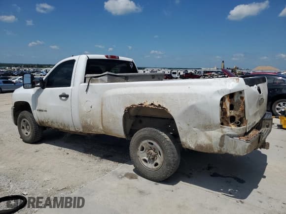✅ 2007 Chevrolet Silverado 2500HD 1LT • VIN: 1GCHK24K97E545034 • Lot: 63324805. Wystawiony na Copart z przebiegiem 222 458 mil. Bezpłatny archiwum sprzedaży aukcyjnych z USA i szczegółowy raport historii pojazdu na DreamBid. Zdjęcie 2.