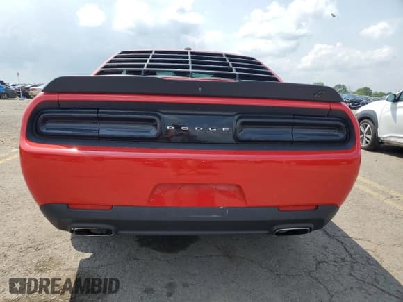 ✅ 2019 Dodge Challenger SXT • VIN: 2C3CDZGG4KH522173 • Lot: 65908284. Wystawiony na Copart z przebiegiem 95 134 mil. Bezpłatny archiwum sprzedaży aukcyjnych z USA i szczegółowy raport historii pojazdu na DreamBid. Zdjęcie 6.