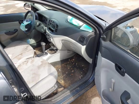 ✅ 2009 Hyundai Accent Auto GLS • VIN: KMHCM46C29U288745 • Лот: 42108753. Опубликован ранее на IAAI с пробегом 128 849 миль. Бесплатный доступ к архиву аукционных продаж из США и подробный отчёт об истории автомобиля на DreamBid. Изображение 5.