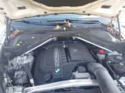 ✅ 2013 BMW X5 xDrive35i • VIN: 5UXZV4C51D0B05600 • Lot: 43750038. Wystawiony na IAAI z przebiegiem 171 347 mil. Bezpłatny archiwum sprzedaży aukcyjnych z USA i szczegółowy raport historii pojazdu na DreamBid. Zdjęcie 10.