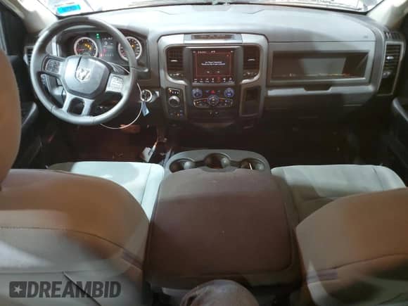 2019 Ram 1500 Express z VIN 1C6RR7FT8KS629785, wystawiony jako Copart lot #81581595 z przebiegiem 120 204 mil mil oraz Szkoda całkowita • Salvage title. Historia ofert i sprzedaży dostępna na DreamBid. Obrazek 8.