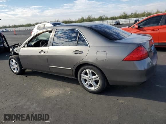 ✅ 2006 Honda Accord EX • VIN: JHMCM56726C005399 • Lot: 91930235. Listed on Copart with 155,577 mi. Free auction sales archive from the USA and detailed vehicle history report at DreamBid. Image 2.