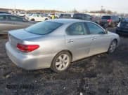 ✅ 2005 Lexus ES 350 • VIN: JTHBA30G555103993 • Lot: 43819706. Wystawiony na IAAI z przebiegiem 162 871 mil. Bezpłatny archiwum sprzedaży aukcyjnych z USA i szczegółowy raport historii pojazdu na DreamBid. Zdjęcie 4.