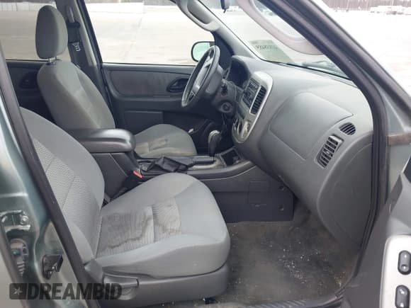 ✅ 2006 Ford Escape Hybrid • VIN: 1FMCU95H86KB21081 • Лот: 41938485. Опубликован ранее на IAAI с пробегом 242 520 миль. Бесплатный доступ к архиву аукционных продаж из США и подробный отчёт об истории автомобиля на DreamBid. Изображение 5.