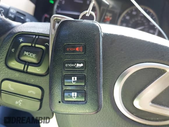 ✅ 2015 Lexus NX 200t • VIN: JTJYARBZ3F2012749 • Lot: 42814656. Wystawiony na IAAI z przebiegiem 105 675 mil. Bezpłatny archiwum sprzedaży aukcyjnych z USA i szczegółowy raport historii pojazdu na DreamBid. Zdjęcie 11.