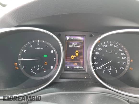 2017 Hyundai Santa Fe 2.0T with VIN 5XYZUDLA0HG455511, listed as a Copart auction lot 68994065 with 97,159 mi miles and Salvage title. Bid and sale history available at DreamBid. Image 9.