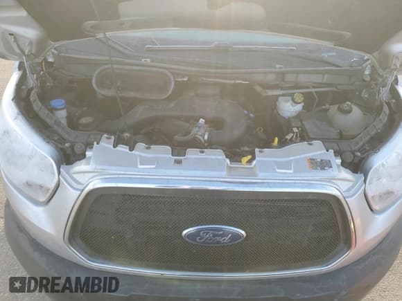 ✅ 2016 Ford Transit XLT • VIN: 1FMZK1YM9GKB12742 • Lot: 91829305. Wystawiony na Copart z przebiegiem 150 591 mil. Bezpłatny archiwum sprzedaży aukcyjnych z USA i szczegółowy raport historii pojazdu na DreamBid. Zdjęcie 12.