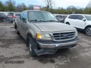 ✅ 2003 Ford F-150 XL • VIN: 2FTRX17L13CA34390 • Лот: 41869497. Опубликован ранее на IAAI с пробегом 114 221 миль. Бесплатный доступ к архиву аукционных продаж из США и подробный отчёт об истории автомобиля на DreamBid. Изображение 1.
