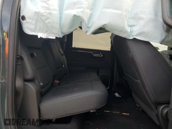 ✅ 2025 Chevrolet Silverado 2500HD LT • VIN: 1GC4KNE70SF289041 • Lot: 80140695. Wystawiony na Copart z przebiegiem 7 624 mil. Bezpłatny archiwum sprzedaży aukcyjnych z USA i szczegółowy raport historii pojazdu na DreamBid. Zdjęcie 10.