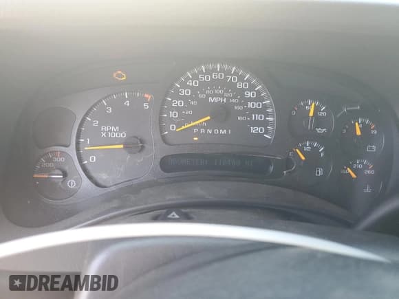 ✅ 2006 Chevrolet Silverado 2500HD LT1 • VIN: 1GCHC23206F130191 • Лот: 65751955. Опубликован ранее на Copart с пробегом 110 163 миль. Бесплатный доступ к архиву аукционных продаж из США и подробный отчёт об истории автомобиля на DreamBid. Изображение 9.