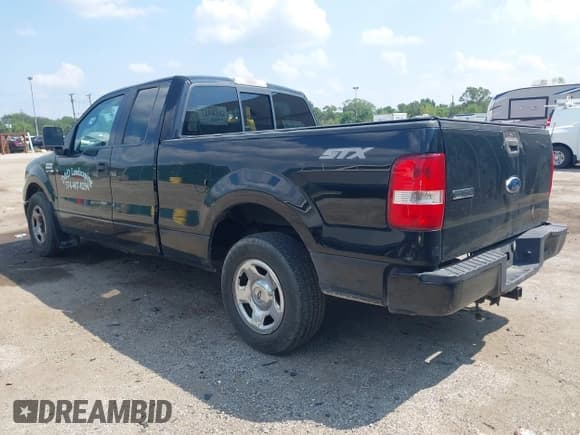 ✅ 2006 Ford F-150 STX • VIN: 1FTRX12W56NA46106 • Lot: 42995525. Listed on IAAI with Not provided. Free auction sales archive from the USA and detailed vehicle history report at DreamBid. Image 3.