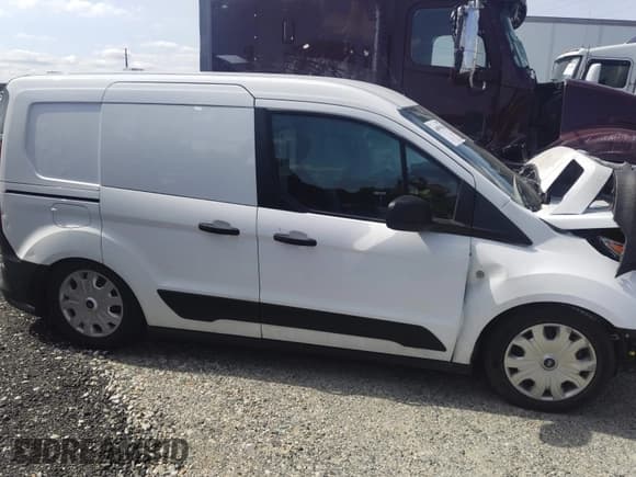 ✅ 2020 Ford Transit Connect XL • VIN: NM0LS6E74L1435888 • Lot: 40069548. Listed on IAAI with Not provided. Free auction sales archive from the USA and detailed vehicle history report at DreamBid. Image 14.
