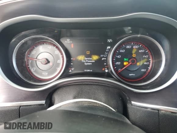 ✅ 2018 Dodge Charger R/T Scat Pack • VIN: 2C3CDXGJ8JH282804 • Lot: 71560795. Listed on Copart with 151,284 mi. Free auction sales archive from the USA and detailed vehicle history report at DreamBid. Image 9.