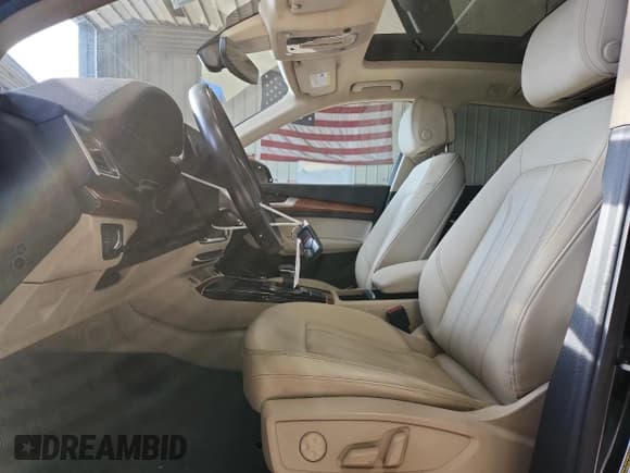 ✅ 2022 Audi Q5 S line Premium • VIN: WA1GAAFYXN2121476 • Лот: 90451635. Опубликован ранее на Copart с пробегом 53 558 миль. Бесплатный доступ к архиву аукционных продаж из США и подробный отчёт об истории автомобиля на DreamBid. Изображение 7.