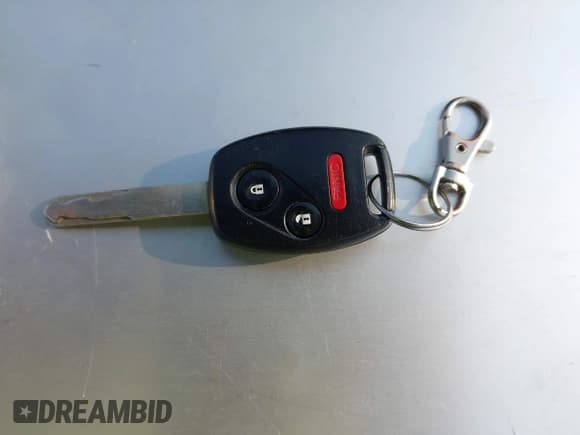 ✅ 2011 Honda Fit • VIN: JHMGE8H35BC028017 • Lot: 42416536. Listed on IAAI with 135,788 mi. Free auction sales archive from the USA and detailed vehicle history report at DreamBid. Image 11.