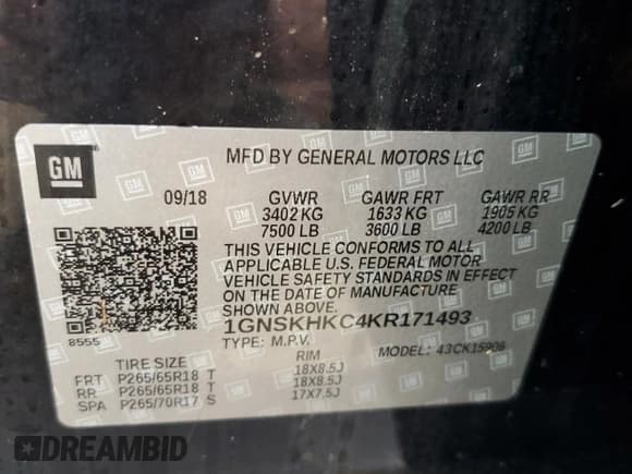 ✅ 2019 Chevrolet Suburban LT • VIN: 1GNSKHKC4KR171493 • Lot: 79537454. Wystawiony na Copart z przebiegiem Nie podano. Bezpłatny archiwum sprzedaży aukcyjnych z USA i szczegółowy raport historii pojazdu na DreamBid. Zdjęcie 14.