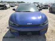 ✅ 2022 Kia EV6 GT-Line • VIN: KNDC44LAXN5031926 • Лот: 53566995. Опубликован ранее на Copart с пробегом 45 391 миль. Бесплатный доступ к архиву аукционных продаж из США и подробный отчёт об истории автомобиля на DreamBid. Изображение 5.