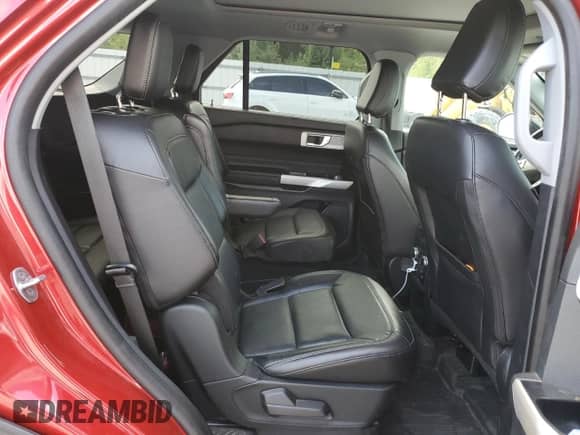 2021 Ford Explorer Limited с VIN 1FMSK8FH5MGB39922, выставлен на аукционе Copart как лот 82151625 с пробегом 85 866 миль миль и Списание • Salvage title. История ставок и продаж доступна на DreamBid. Изображение 11.