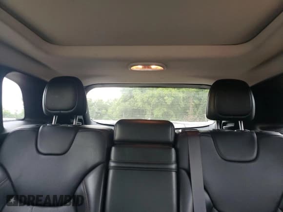 ✅ 2017 Jeep Cherokee L Plus Pkg • VIN: 1C4PJMBS1HW655004 • Lot: 67176575. Wystawiony na Copart z przebiegiem 168 352 mil. Bezpłatny archiwum sprzedaży aukcyjnych z USA i szczegółowy raport historii pojazdu na DreamBid. Zdjęcie 10.