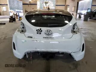 ✅ 2017 Hyundai Veloster Value Edition • VIN: KMHTC6AD0HU324025 • Lot: 84143804. Wystawiony na Copart z przebiegiem 161 616 mil. Bezpłatny archiwum sprzedaży aukcyjnych z USA i szczegółowy raport historii pojazdu na DreamBid. Zdjęcie 6.