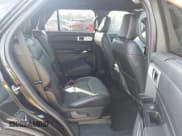 ✅ 2023 Ford Explorer ST • VIN: 1FM5K8GC9PGA26088 • Lot: 43704091. Wystawiony na IAAI z przebiegiem 41 033 mil. Bezpłatny archiwum sprzedaży aukcyjnych z USA i szczegółowy raport historii pojazdu na DreamBid. Zdjęcie 8.