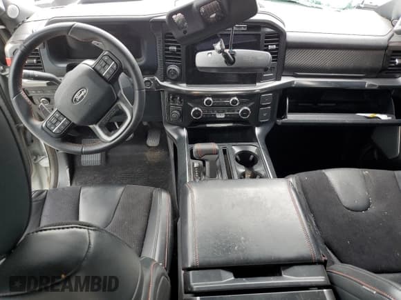 ✅ 2024 Ford F-150 Raptor • VIN: 1FTFW1RG7RFA51830 • Лот: 60810585. Опубликован ранее на Copart с пробегом Не указан. Бесплатный доступ к архиву аукционных продаж из США и подробный отчёт об истории автомобиля на DreamBid. Изображение 8.