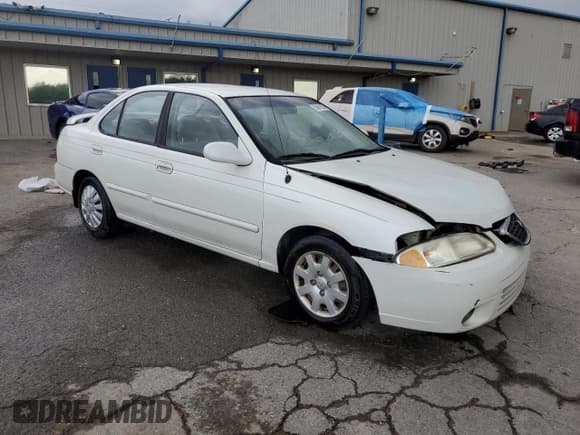 ✅ 2000 Nissan Sentra XE • VIN: 3N1CB51DXYL353143 • Lot: 55061205. Wystawiony na Copart z przebiegiem 145 737 mil. Bezpłatny archiwum sprzedaży aukcyjnych z USA i szczegółowy raport historii pojazdu na DreamBid. Zdjęcie 4.