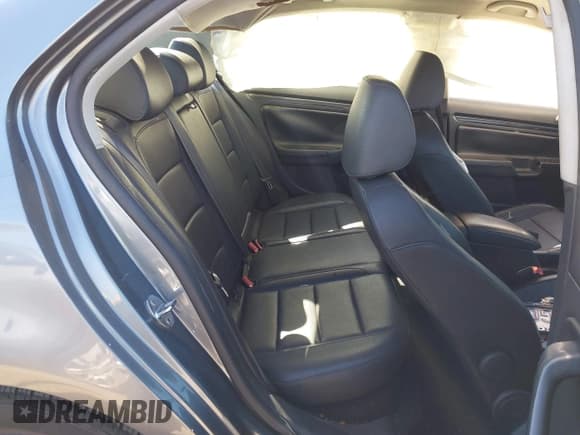 ✅ 2010 Volkswagen Jetta SE • VIN: 3VWRX7AJ8AM067959 • Lot: 43174956. Listed on IAAI with 221,168 mi. Free auction sales archive from the USA and detailed vehicle history report at DreamBid. Image 8.