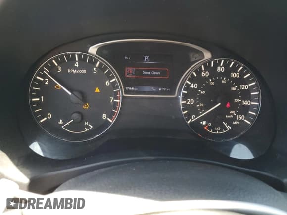 ✅ 2017 Nissan Altima SL • VIN: 1N4BL3AP1HC171305 • Lot: 67742075. Wystawiony na Copart z przebiegiem 179 646 mil. Bezpłatny archiwum sprzedaży aukcyjnych z USA i szczegółowy raport historii pojazdu na DreamBid. Zdjęcie 9.