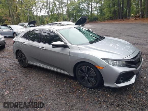 ✅ 2018 Honda Civic EX • VIN: SHHFK7H58JU403710 • Лот: 43447930. Опубликован ранее на IAAI с пробегом 70 205 миль. Бесплатный доступ к архиву аукционных продаж из США и подробный отчёт об истории автомобиля на DreamBid. Изображение 1.