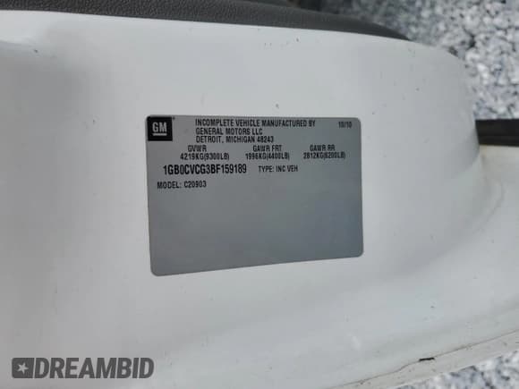 ✅ 2011 Chevrolet Silverado 2500HD Work Truck • VIN: 1GB0CVCG3BF159189 • Lot: 64138344. Wystawiony na Copart z przebiegiem 302 778 mil. Bezpłatny archiwum sprzedaży aukcyjnych z USA i szczegółowy raport historii pojazdu na DreamBid. Zdjęcie 14.