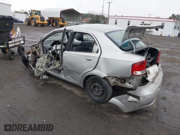 ✅ 2005 Chevrolet Aveo LS • VIN: KL1TD526X5B324267 • Lot: 41947906. Listed on IAAI with 180,204 mi. Free auction sales archive from the USA and detailed vehicle history report at DreamBid. Image 3.