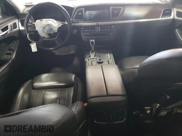 ✅ 2015 Hyundai Genesis 3.8L • VIN: KMHGN4JE3FU065228 • Lot: 75567494. Wystawiony na Copart z przebiegiem 95 496 mil. Bezpłatny archiwum sprzedaży aukcyjnych z USA i szczegółowy raport historii pojazdu na DreamBid. Zdjęcie 8.