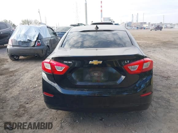 ✅ 2016 Chevrolet Cruze LS • VIN: 1G1BC5SM9G7282274 • Lot: 43467673. Wystawiony na IAAI z przebiegiem 123 315 mil. Bezpłatny archiwum sprzedaży aukcyjnych z USA i szczegółowy raport historii pojazdu na DreamBid. Zdjęcie 17.