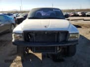 ✅ 1999 Dodge Dakota SLT • VIN: 1B7GL22XXXS142379 • Lot: 88269495. Wystawiony na Copart z przebiegiem Nie podano. Bezpłatny archiwum sprzedaży aukcyjnych z USA i szczegółowy raport historii pojazdu na DreamBid. Zdjęcie 5.