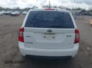 ✅ 2009 Kia Rondo LX • VIN: KNAFG528597267478 • Lot: 43776815. Listed on IAAI with 142,924 mi. Free auction sales archive from the USA and detailed vehicle history report at DreamBid. Image 17.