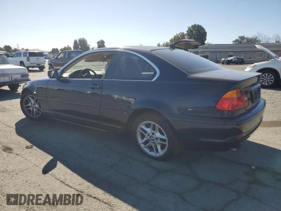 ✅ 2004 BMW 3 Series 325Ci • VIN: WBABD33444PL04391 • Lot: 82073385. Listed on Copart with 199,306 mi. Free auction sales archive from the USA and detailed vehicle history report at DreamBid. Image 2.