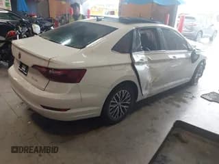 ✅ 2020 Volkswagen Jetta S • VIN: 3VWC57BUXLM100967 • Lot: 43180736. Listed on IAAI with 58,121 mi. Free auction sales archive from the USA and detailed vehicle history report at DreamBid. Image 4.