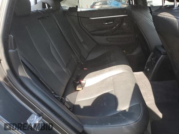 ✅ 2019 BMW 4 Series 440i • VIN: WBA4J5C58KBM66623 • Lot: 64742445. Listed on Copart with 85,243 mi. Free auction sales archive from the USA and detailed vehicle history report at DreamBid. Image 10.