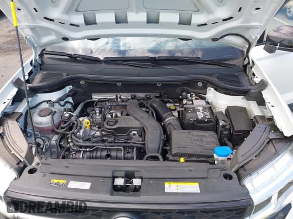 ✅ 2024 Volkswagen Taos SE Black • VIN: 3VVLX7B28RM130409 • Lot: 42805731. Wystawiony na IAAI z przebiegiem 5 230 mil. Bezpłatny archiwum sprzedaży aukcyjnych z USA i szczegółowy raport historii pojazdu na DreamBid. Zdjęcie 10.