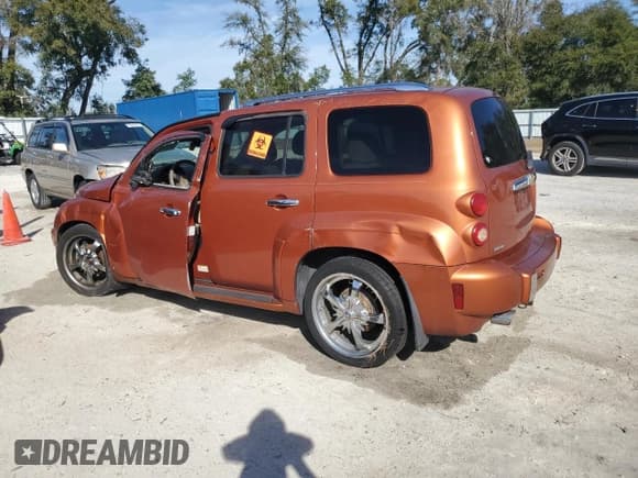 ✅ 2006 Chevrolet HHR LT • VIN: 3GNDA23P86S544015 • Lot: 43370935. Listed on Copart with 130,255 mi. Free auction sales archive from the USA and detailed vehicle history report at DreamBid. Image 2.