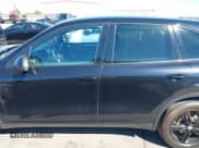 ✅ 2011 Porsche Cayenne S • VIN: WP1AB2A2XBLA45263 • Lot: 43576473. Listed on IAAI with 138,556 mi. Free auction sales archive from the USA and detailed vehicle history report at DreamBid. Image 14.