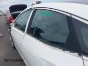 ✅ 2013 Hyundai Azera • VIN: KMHFH4JG7DA287466 • Лот: 43068958. Опубликован ранее на IAAI с пробегом 144 505 миль. Бесплатный доступ к архиву аукционных продаж из США и подробный отчёт об истории автомобиля на DreamBid. Изображение 17.