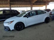 ✅ 2021 Toyota Corolla SE • VIN: 5YFM4MCE8MP071382 • Лот: 42647305. Опубликован ранее на Copart с пробегом 55 258 миль. Бесплатный доступ к архиву аукционных продаж из США и подробный отчёт об истории автомобиля на DreamBid. Изображение 1.