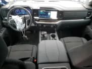 ✅ 2025 Chevrolet Silverado 1500 LT • VIN: 3GCUKDEDXSG213468 • Лот: 86147005. Опубликован ранее на Copart с пробегом 7 061 миль. Бесплатный доступ к архиву аукционных продаж из США и подробный отчёт об истории автомобиля на DreamBid. Изображение 8.