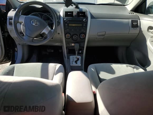 ✅ 2010 Toyota Corolla LE • VIN: 1NXBU4EE8AZ261004 • Lot: 90046435. Listed on Copart with 225,978 mi. Free auction sales archive from the USA and detailed vehicle history report at DreamBid. Image 8.